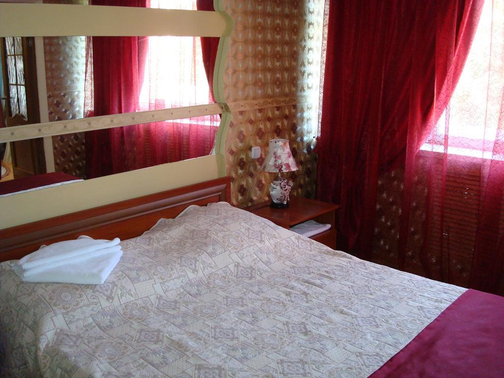 Ust-Kamenogorsk Hotel Zimmer foto