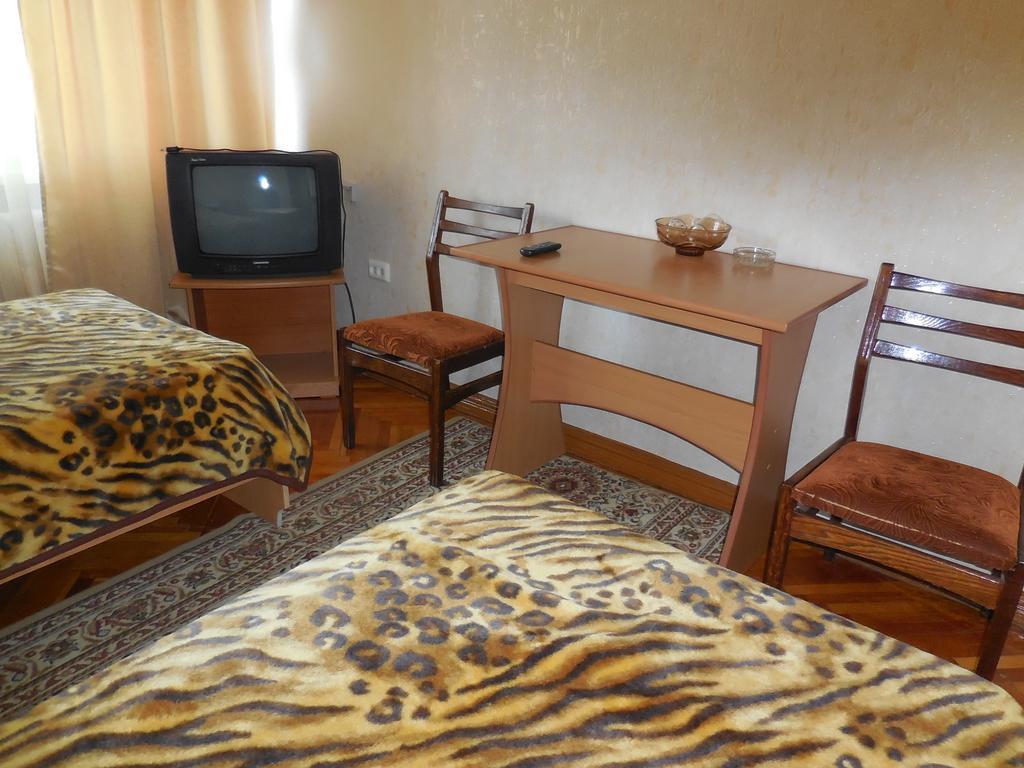 Ust-Kamenogorsk Hotel Zimmer foto