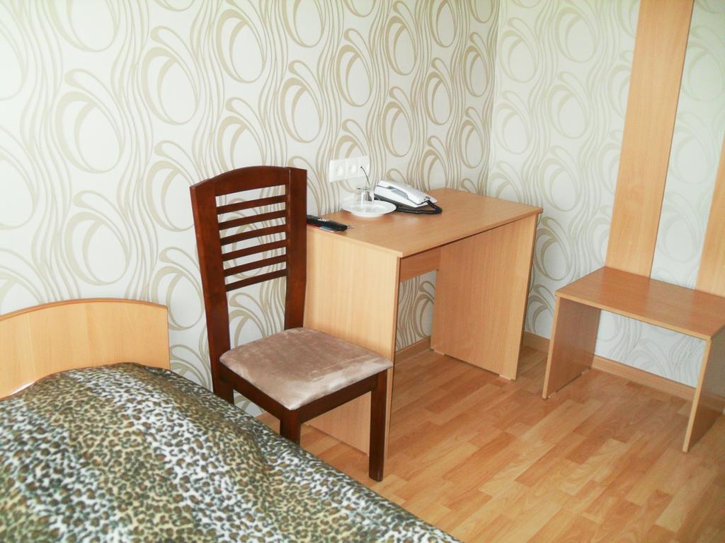 Ust-Kamenogorsk Hotel Zimmer foto